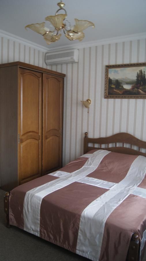 Отель Zolotoy Fazan Николаев