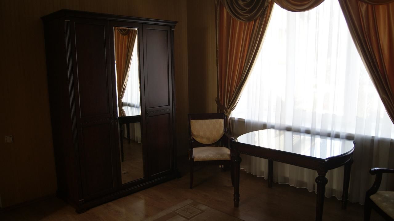 Отель Zolotoy Fazan Николаев